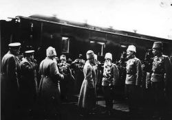 G imperator nikolay II and general Berkhman Kars 1914