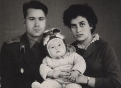 G Evgenii and Evgenia Zhigarevy with son Igor